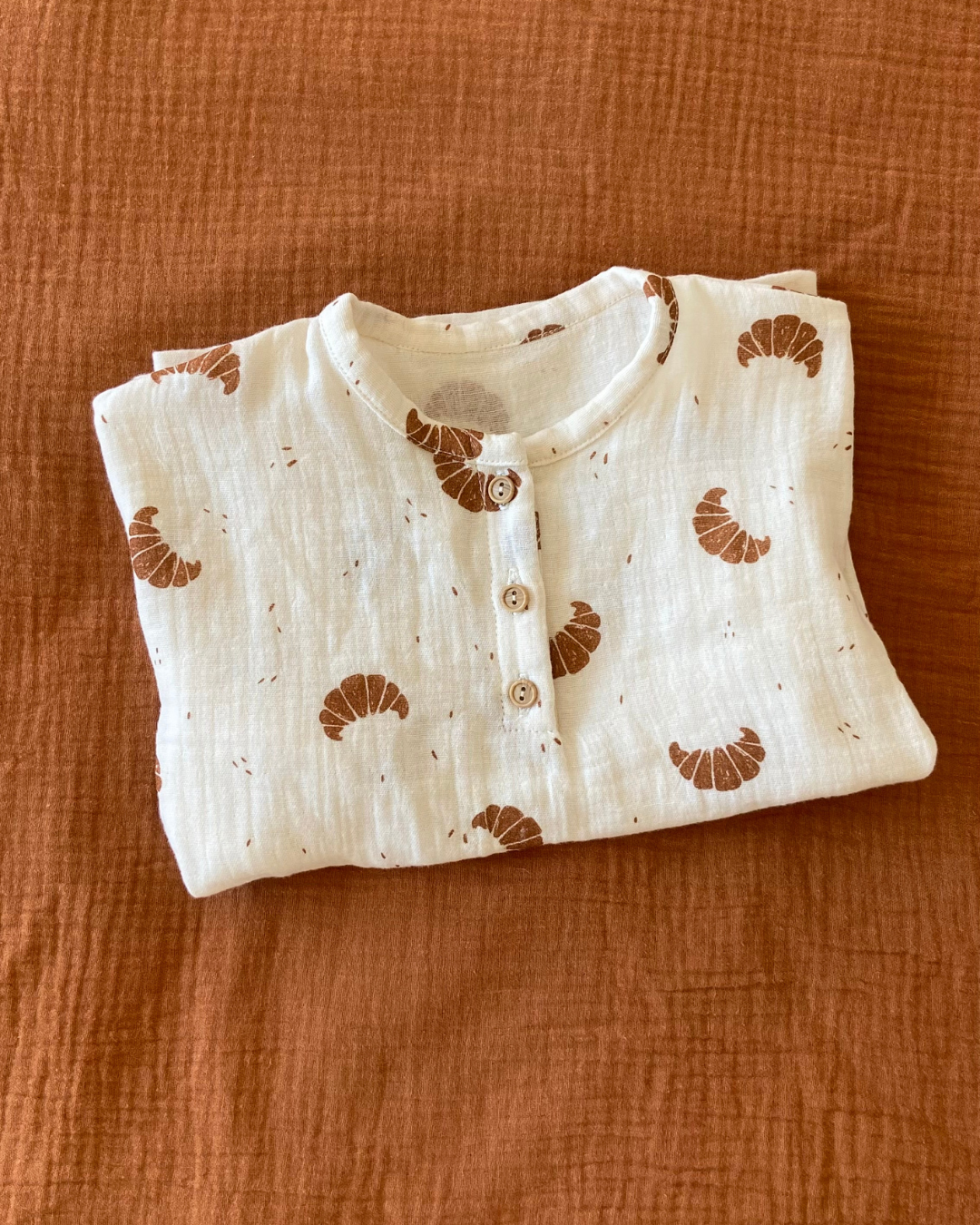 Camiseta Croissant - The Kids Club