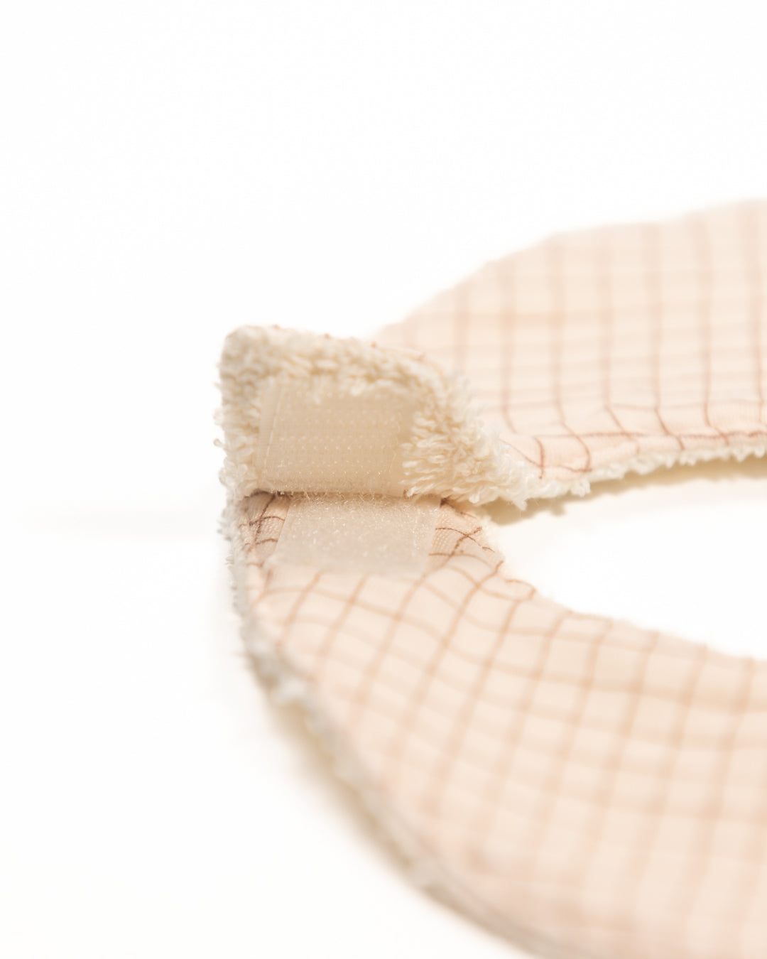 Babero Estampado Cuadros - The Kids Club